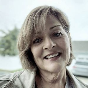 Meet your Posher, Mary anne